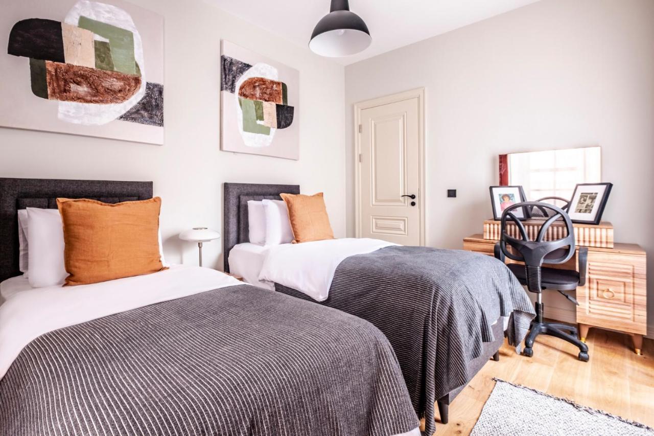 Charming Flat With Central Location In Beyoglu Istanbul Bagian luar foto