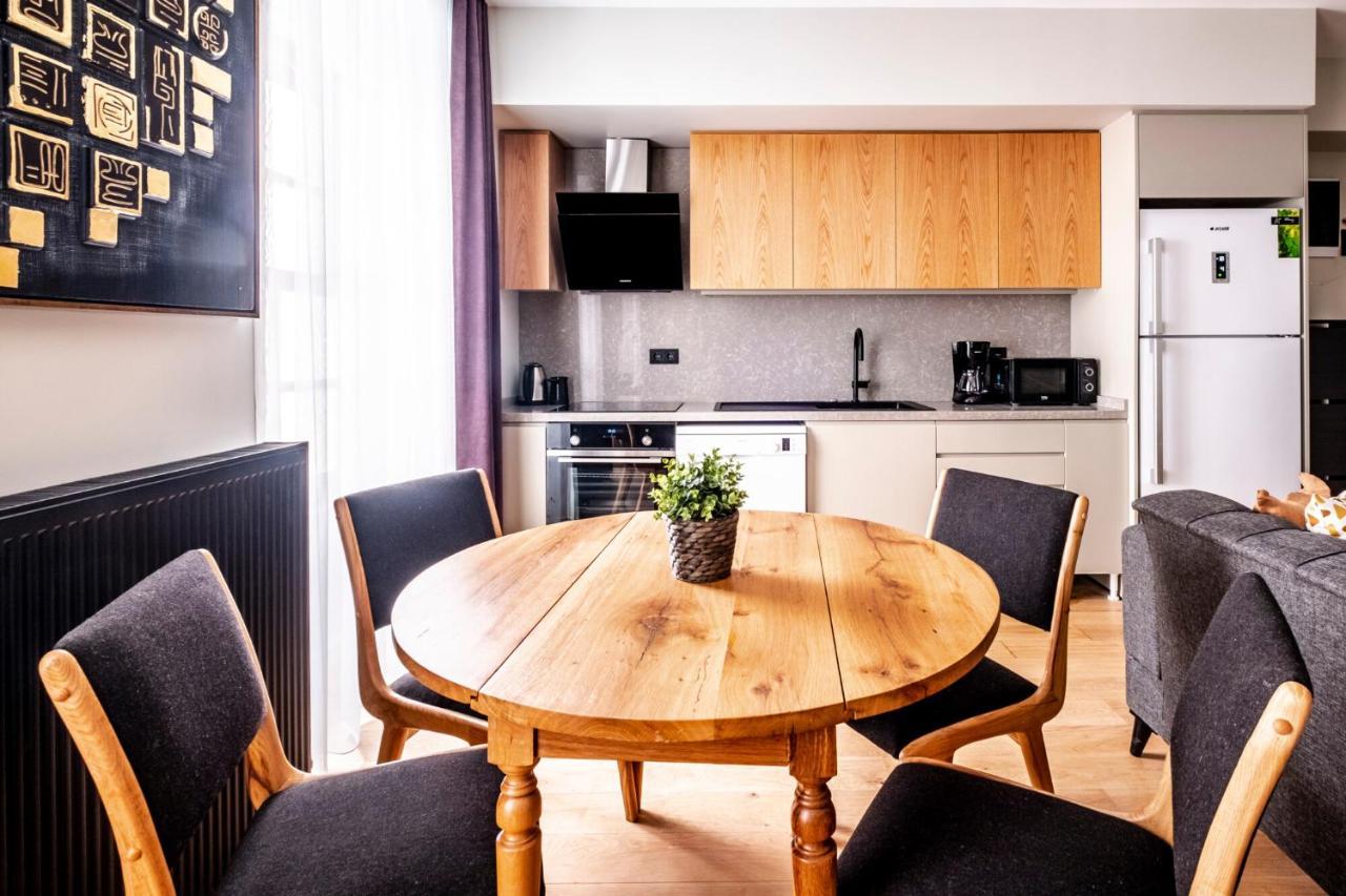 Charming Flat With Central Location In Beyoglu Istanbul Bagian luar foto
